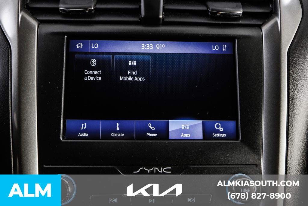 2020 Ford Fusion SEL photo 29