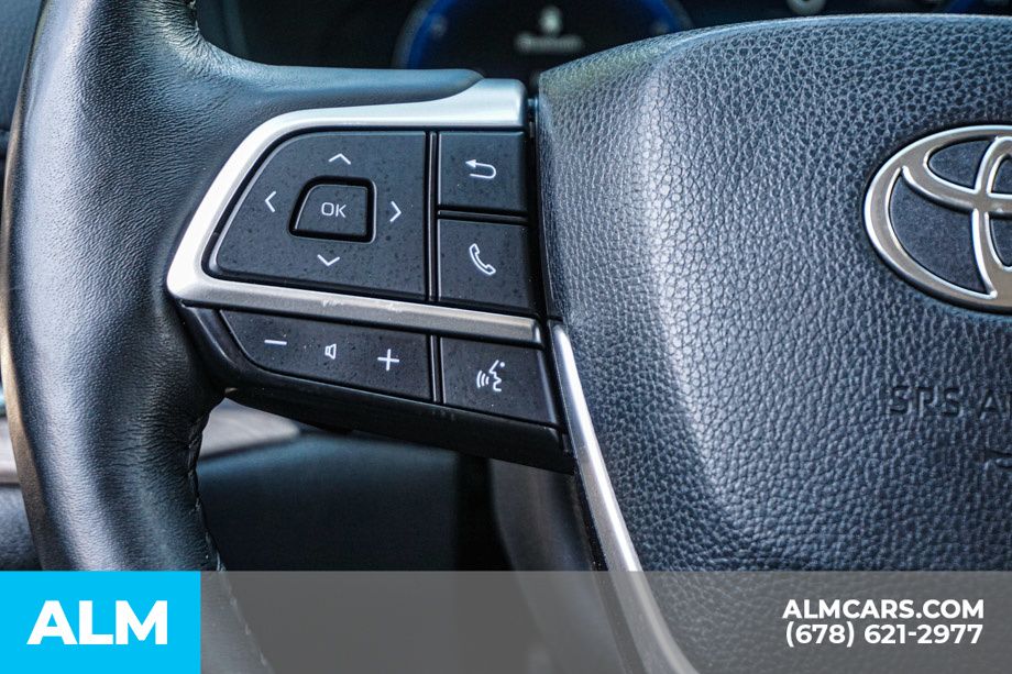 Used 2024 Beige Toyota Platinum image 30