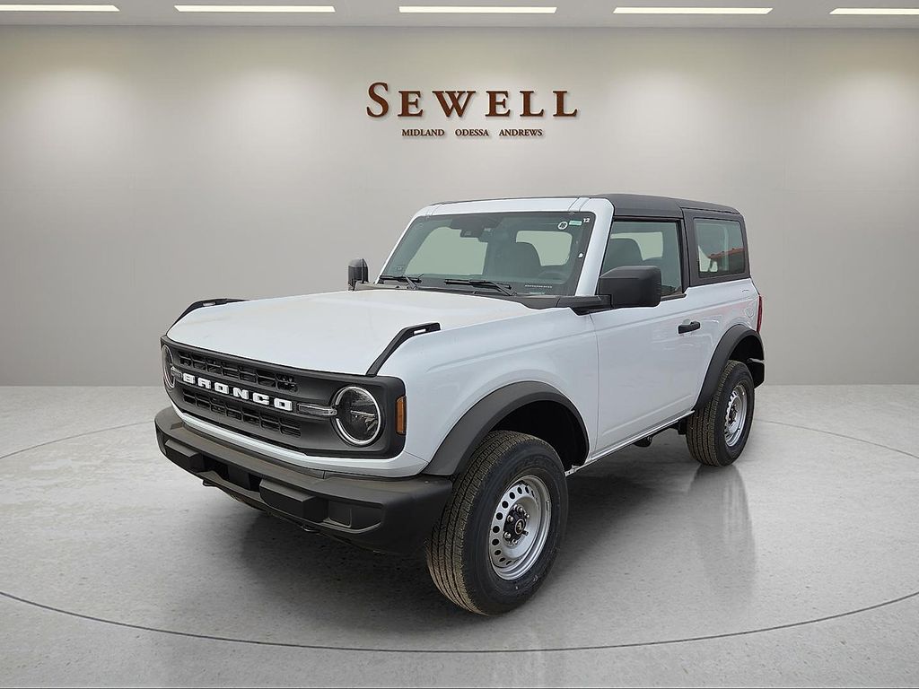 2025 Ford Bronco Base