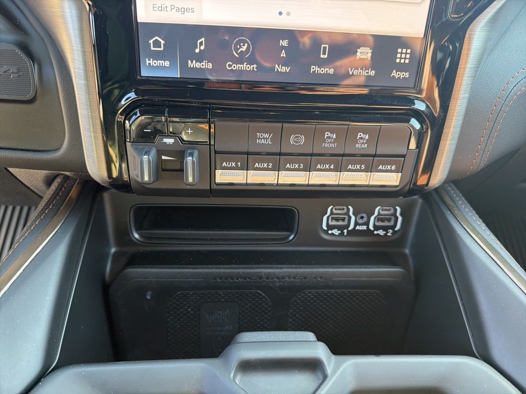 2023 Ram 2500 Limited Longhorn Crew Cab 4x4 6'4" Box