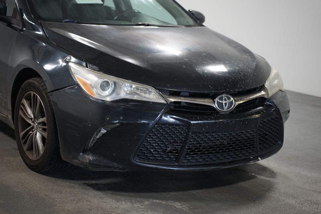 Thumbnail: 2016 Toyota Camry - 4