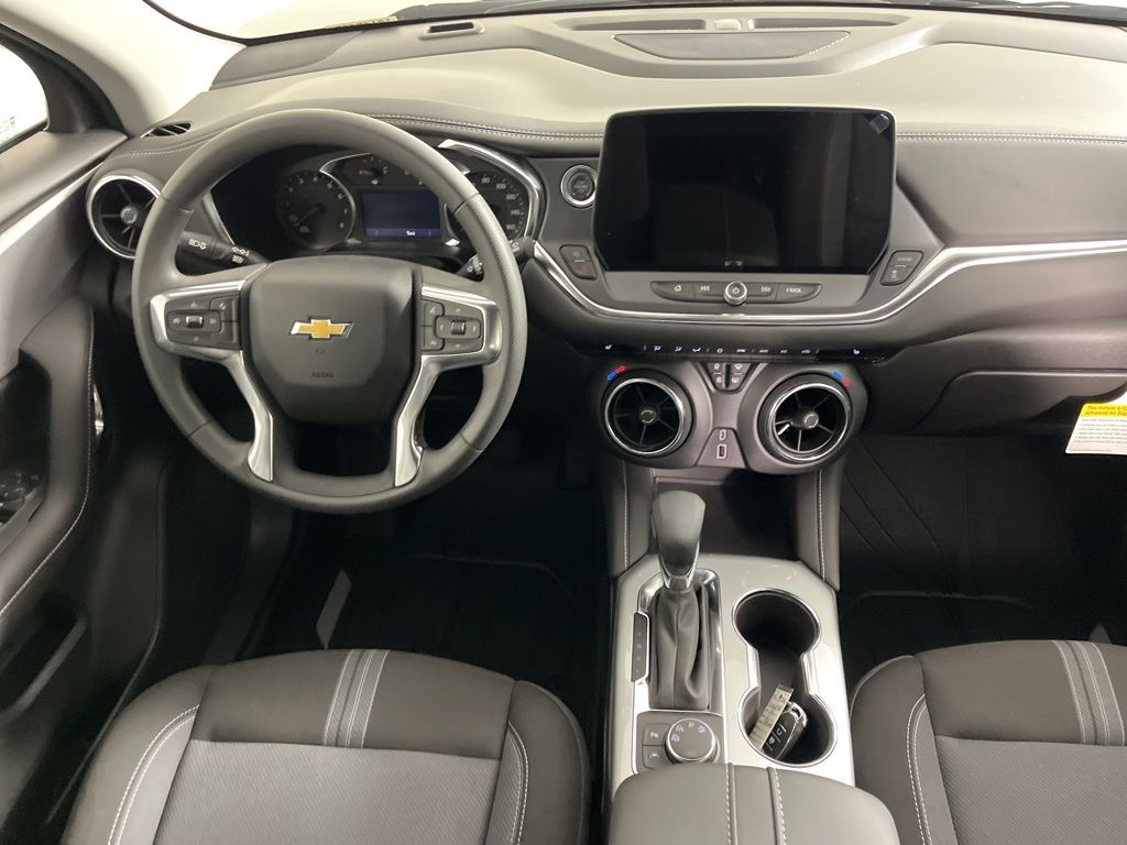 Thumbnail: 2026 Chevrolet Blazer - 13