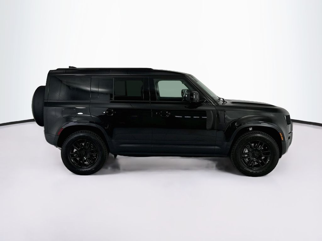 Thumbnail: 2026 Land Rover Defender - 4