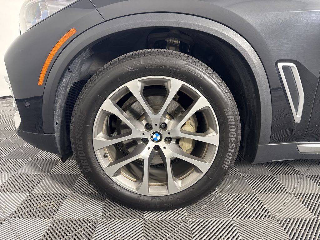 Thumbnail: 2019 BMW X5 - 9