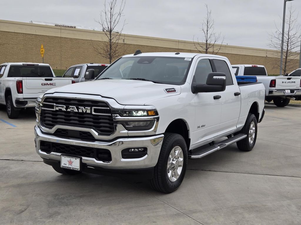 2025 RAM 2500 Big Horn Crew Cab 4WD
