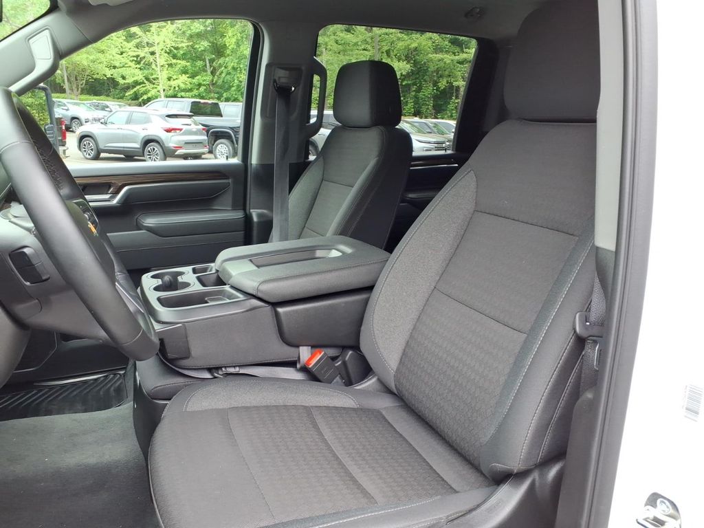 ChevroletSilverado 2500HD14