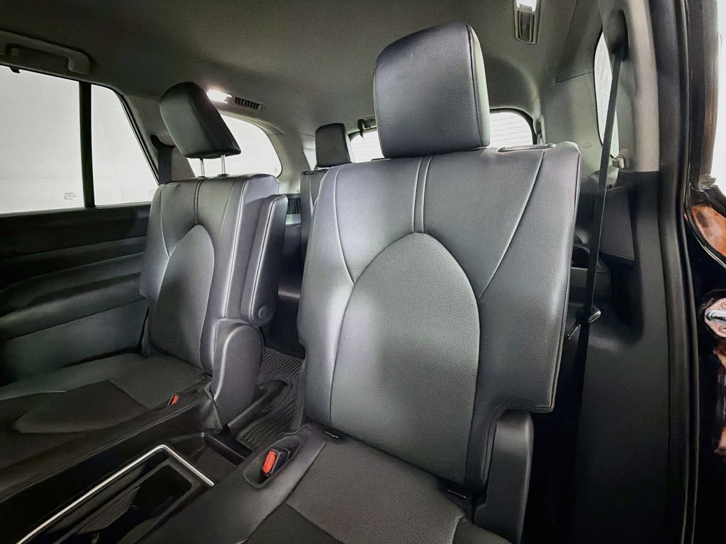 Used 2025 Toyota Grand Highlander SUV