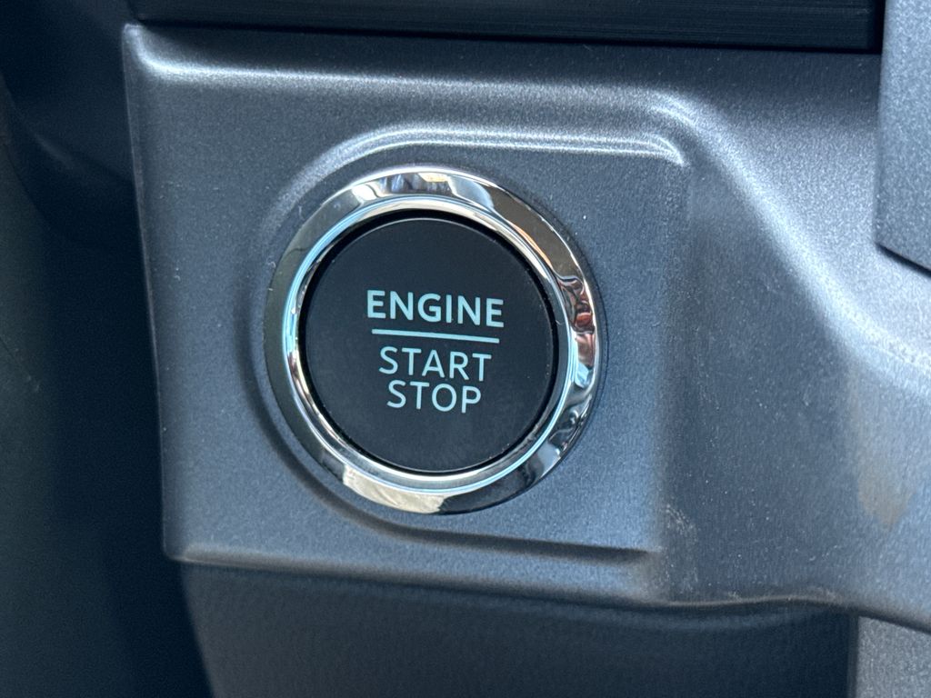 New 2026 White Ford XLT image 23
