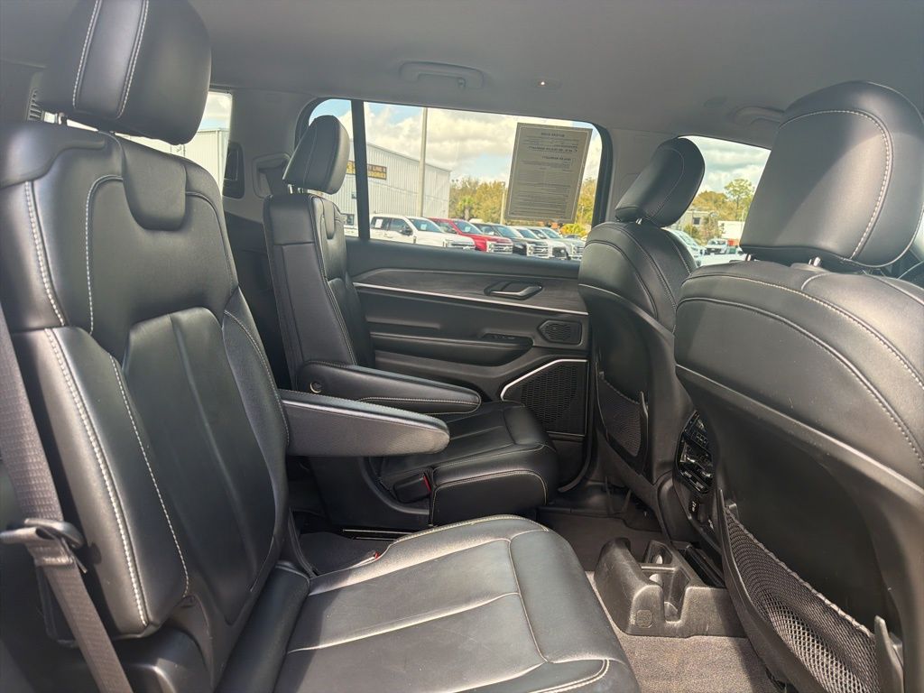 2021 Jeep Grand Cherokee L Limited 4x2