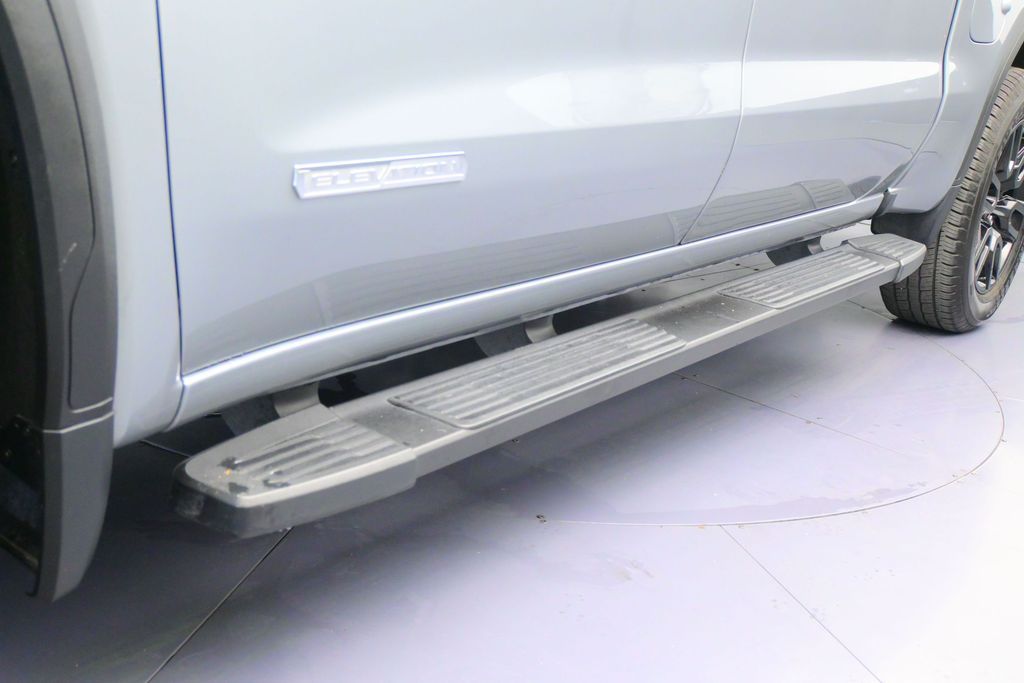 Used 2024 Sterling Metallic GMC Elevation image 35