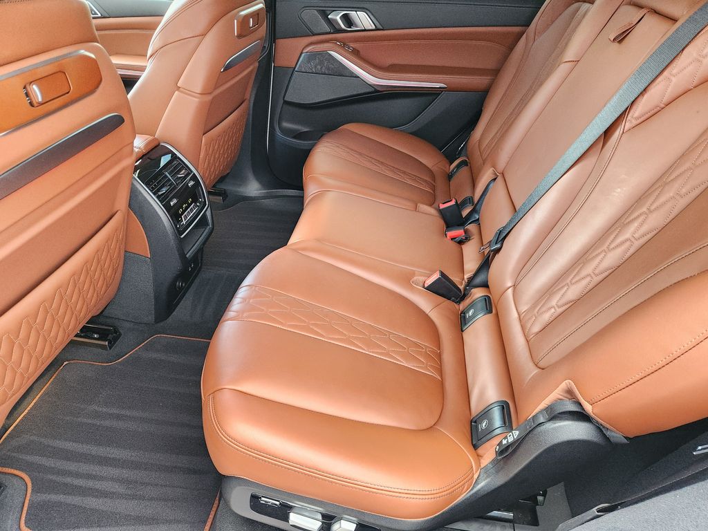 2023 BMW X7 xDrive40i White at Gullo Toyota