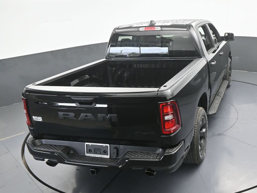 New 2026 Diamond Black Crystal Pearlcoat Ram Express image 44
