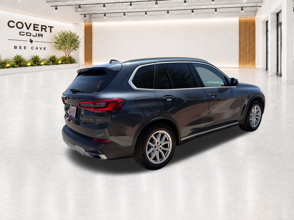 Used 2019 Gray BMW xDrive40i image 11