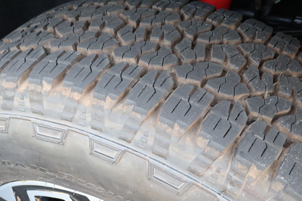 Thumbnail: 2025 Chevrolet Silverado 2500 - 12