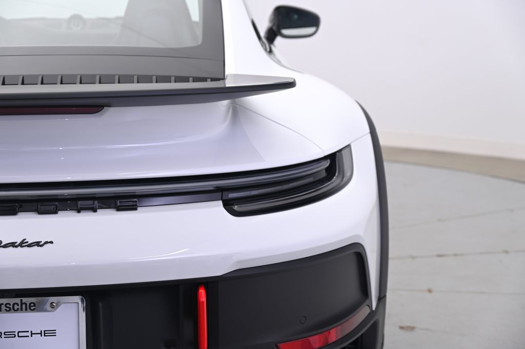2024 Porsche 911 Carrera S 17
