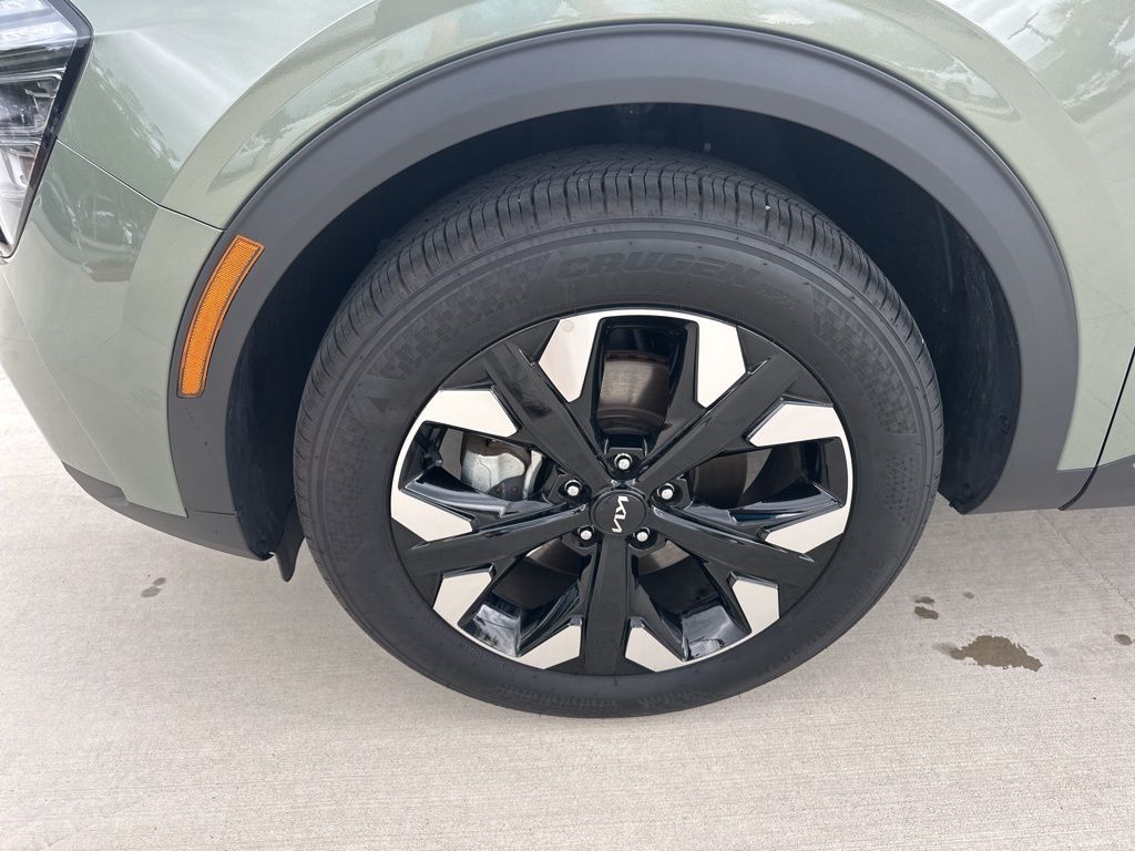 2024 Jungle Green Kia Sportage X-Line AWD SUV