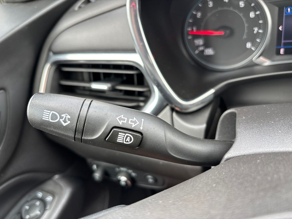 Used 2020 Chevrolet Equinox SUV