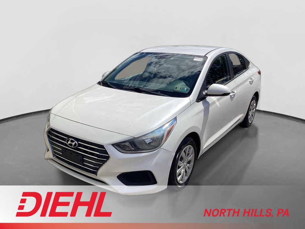 Frost White Pearl 2019 Hyundai Accent Sedan Front-Wheel Drive 6-Speed Automatic