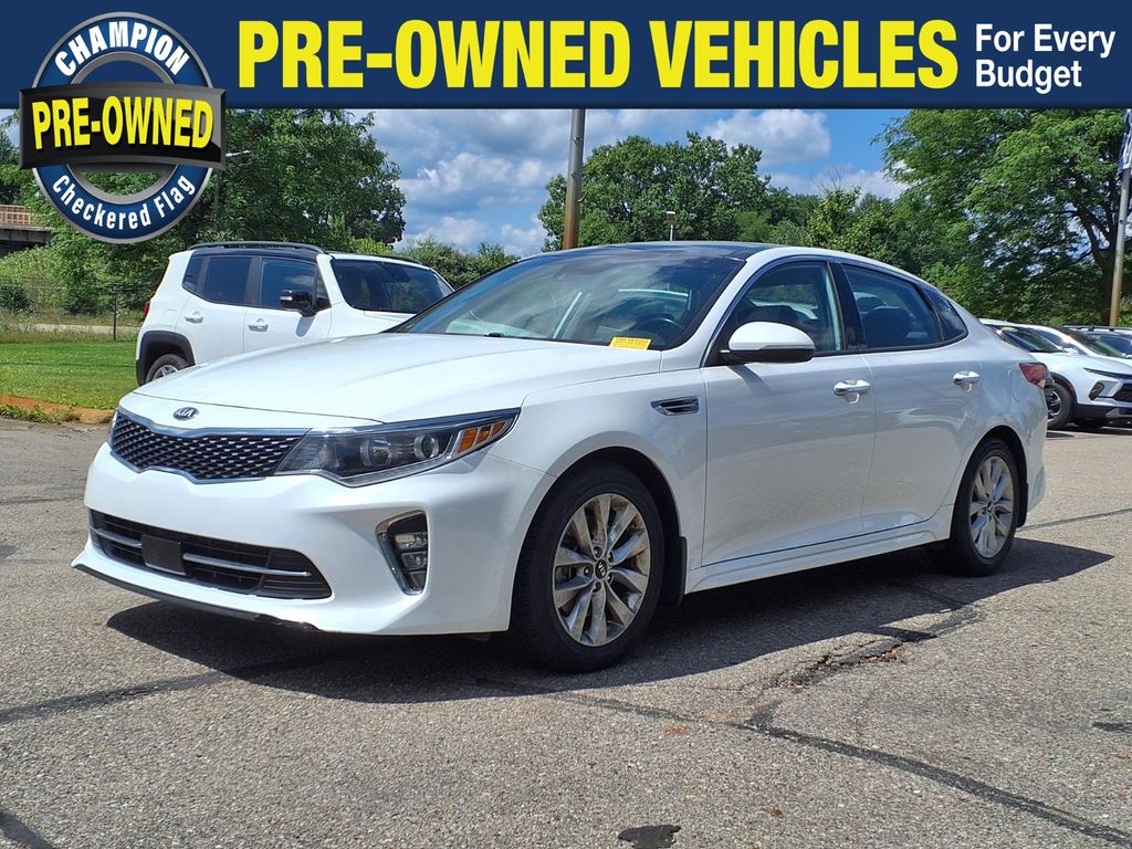 Snow White Pearl 2018 Kia Optima Sedan Front-Wheel Drive 6-Speed Automatic