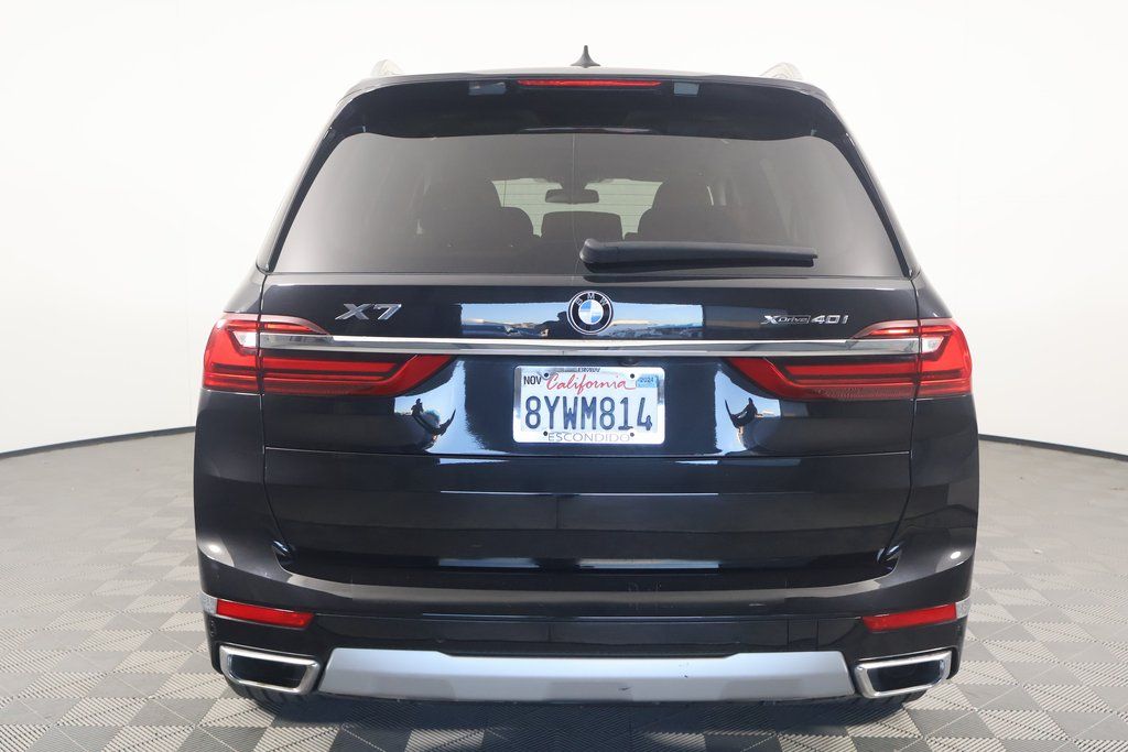 2022 BMW X7 xDrive40i 5