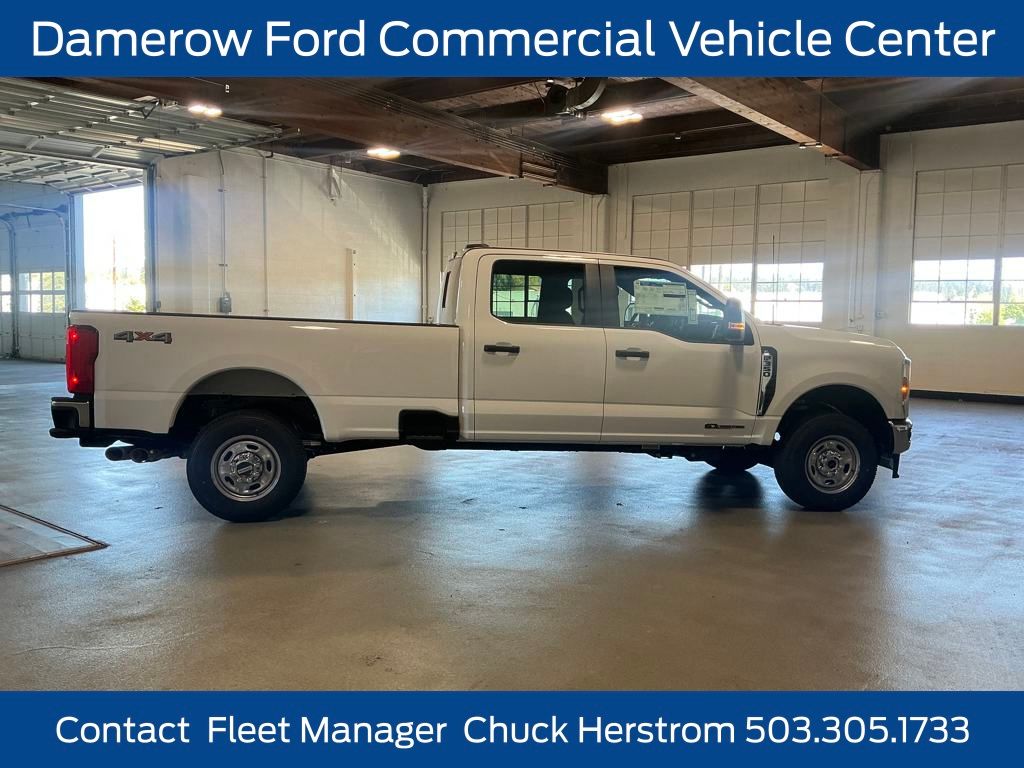 2025 Ford F-350SD  photo