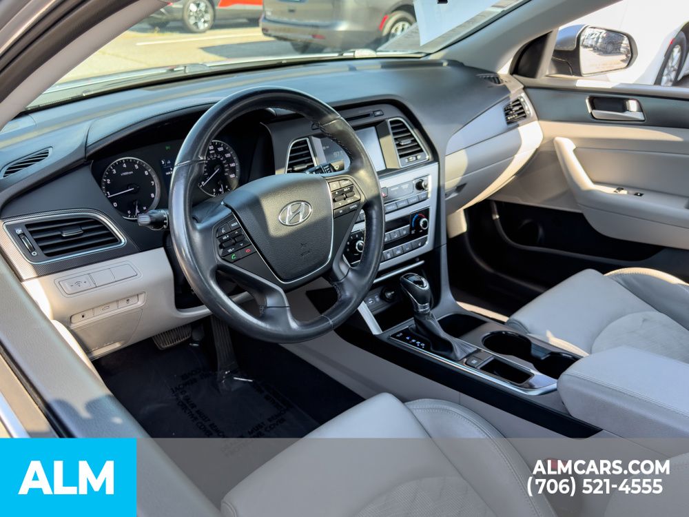 Used 2017 Gray Hyundai Sport image 9