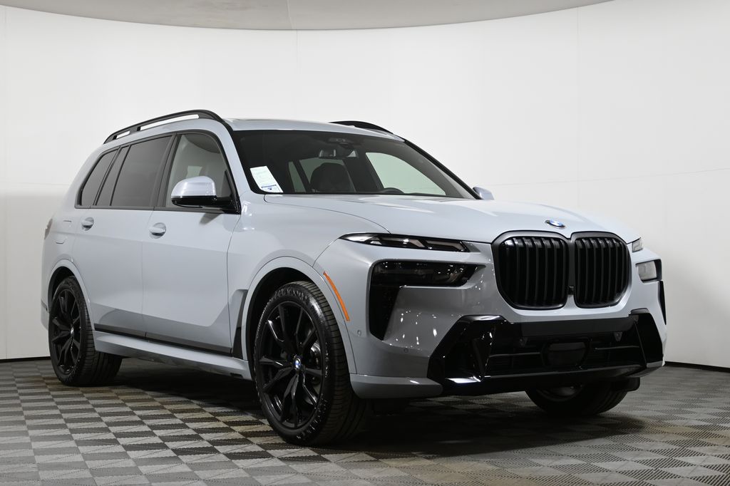 Thumbnail: 2026 BMW X7 - 9