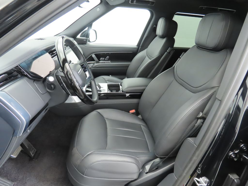 Thumbnail: 2025 Land Rover Range Rover - 19