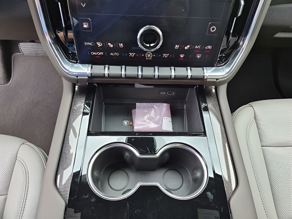 New 2026 White GMC Elevation image 41