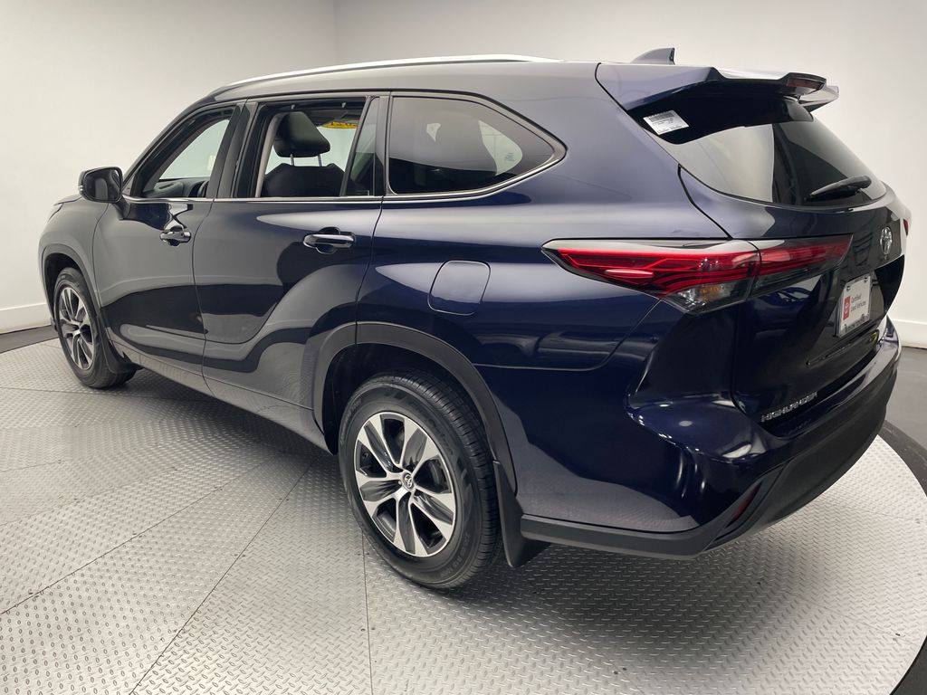 2021 Toyota Highlander XLE 7
