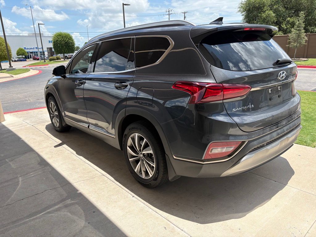 Thumbnail: 2020 Hyundai Santa Fe - 4