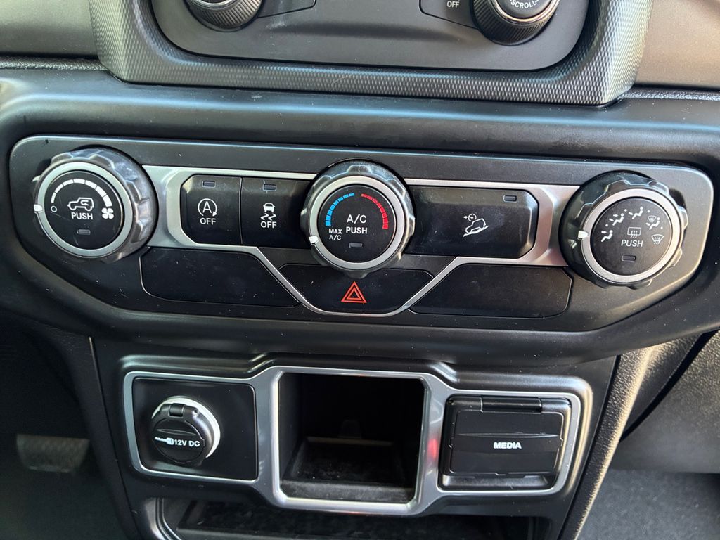 Used Car 2018 Jeep Wrangler  Unlimited Sport For Sale Under $25,000 In Austin, Texas