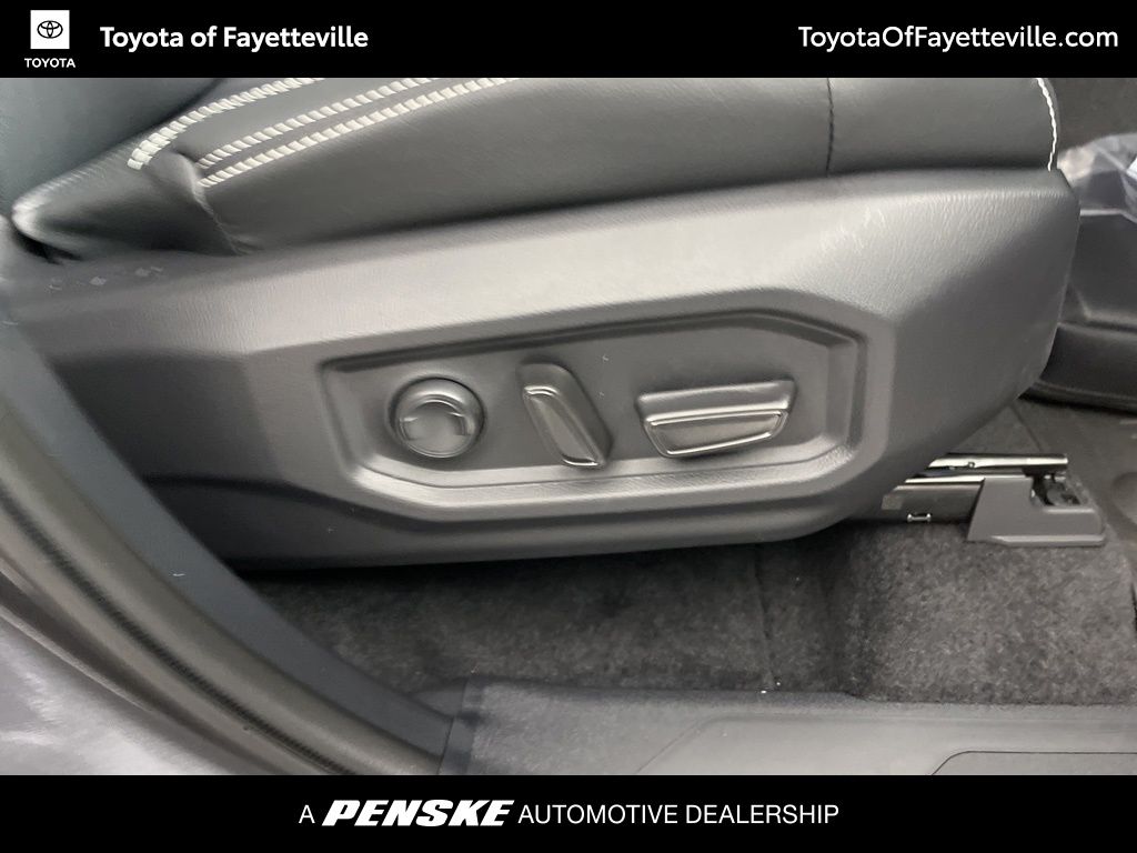 Thumbnail: 2026 Toyota Tundra - 11