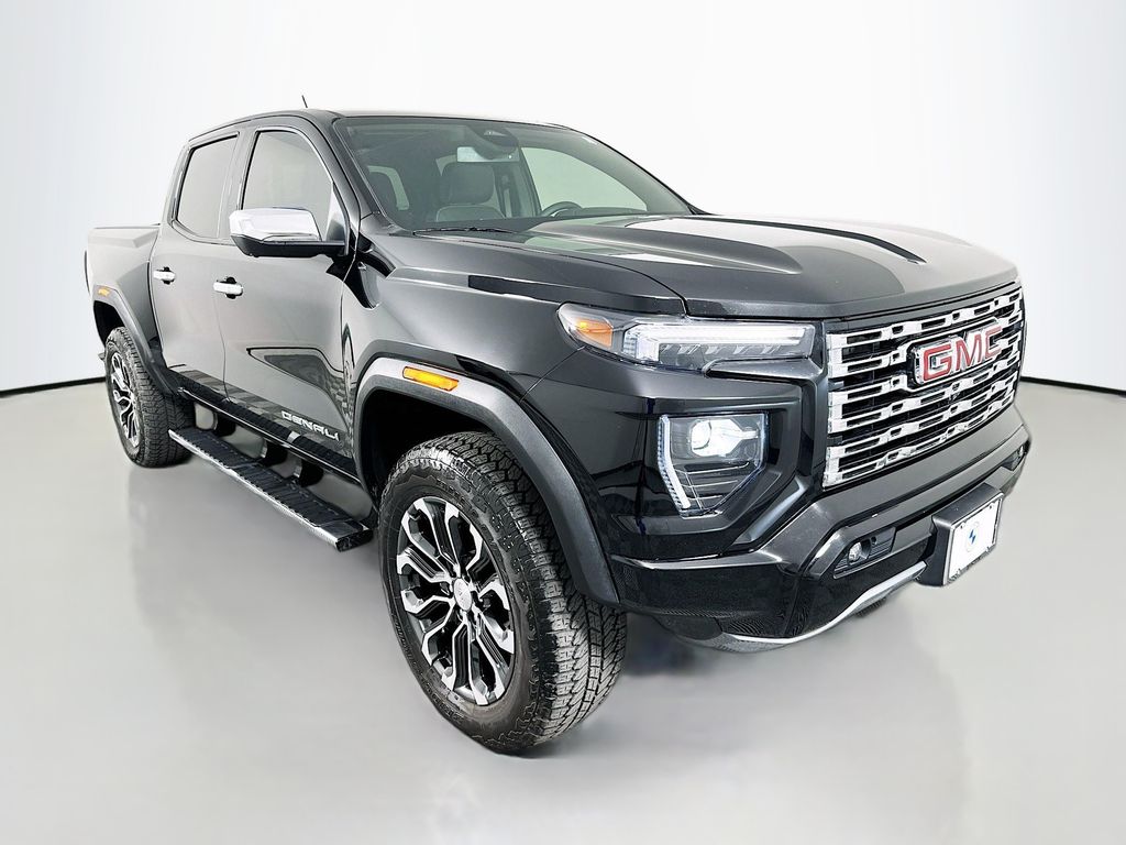 Thumbnail: 2025 GMC Canyon - 3