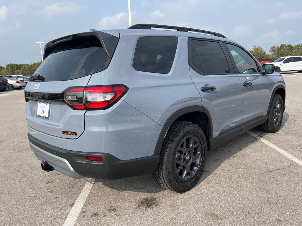 Thumbnail: 2025 Honda Pilot - 3