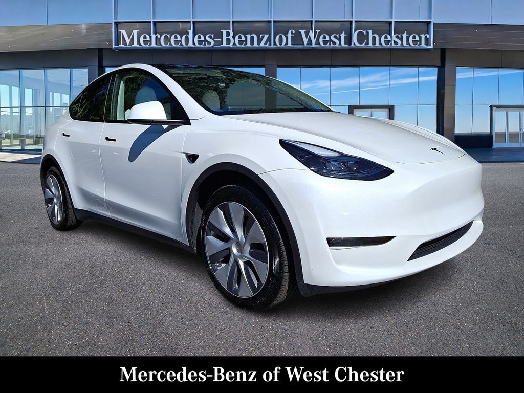 White 2023 Tesla Model Y SUV / Crossover All-Wheel Drive 1-Speed Automatic