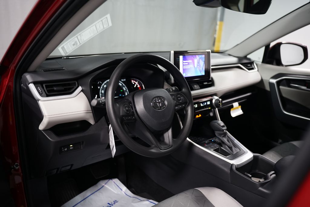 Thumbnail: 2025 Toyota RAV4 - 11