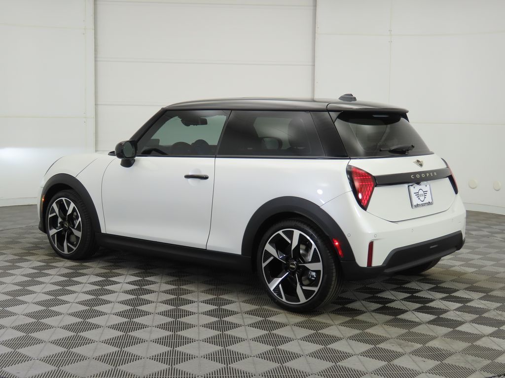 Certified Used 2026 White MINI Signature Plus image 8
