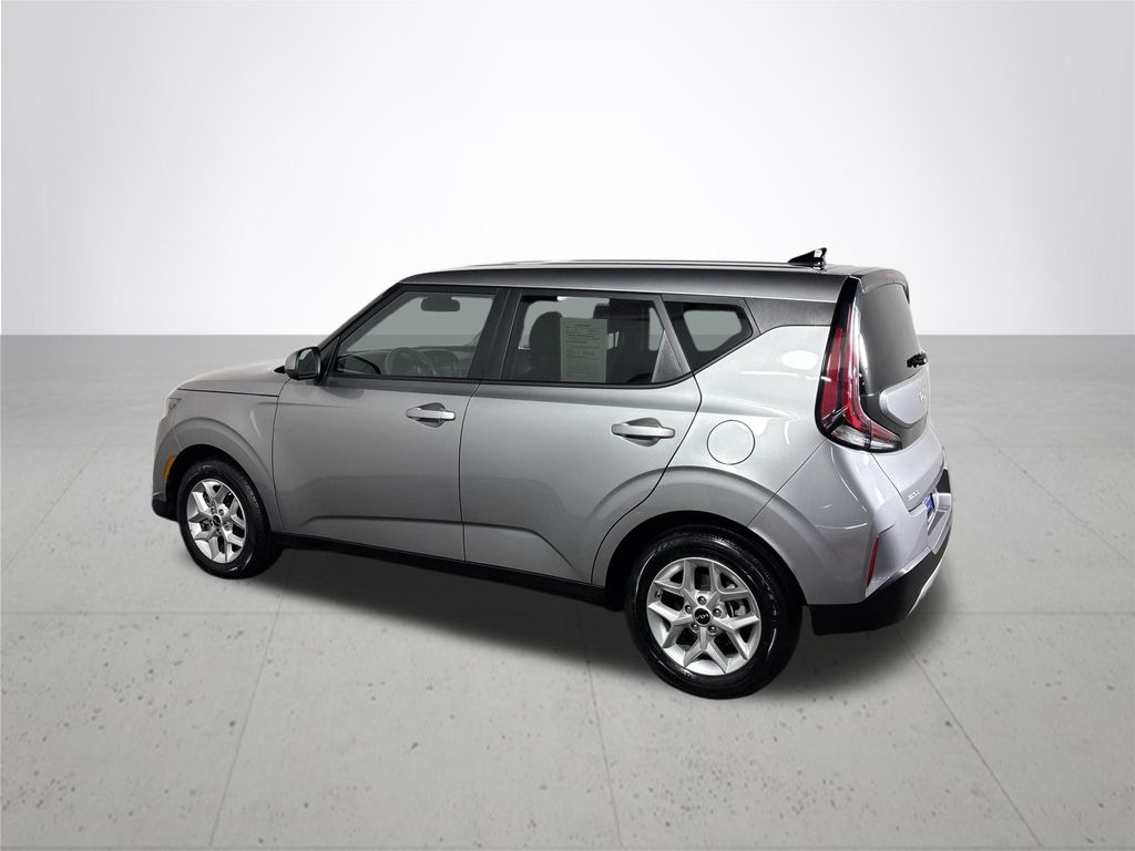 2025 Kia Soul LX