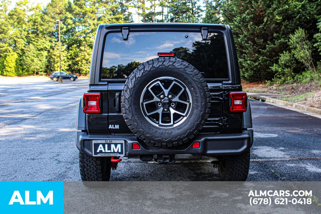 Used 2025 Black Jeep Rubicon image 10