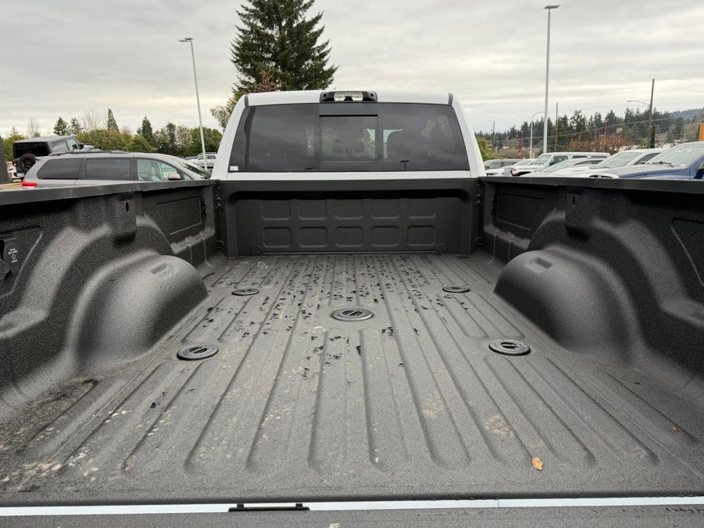 2026 RAM 3500 Tradesman - Photo 12