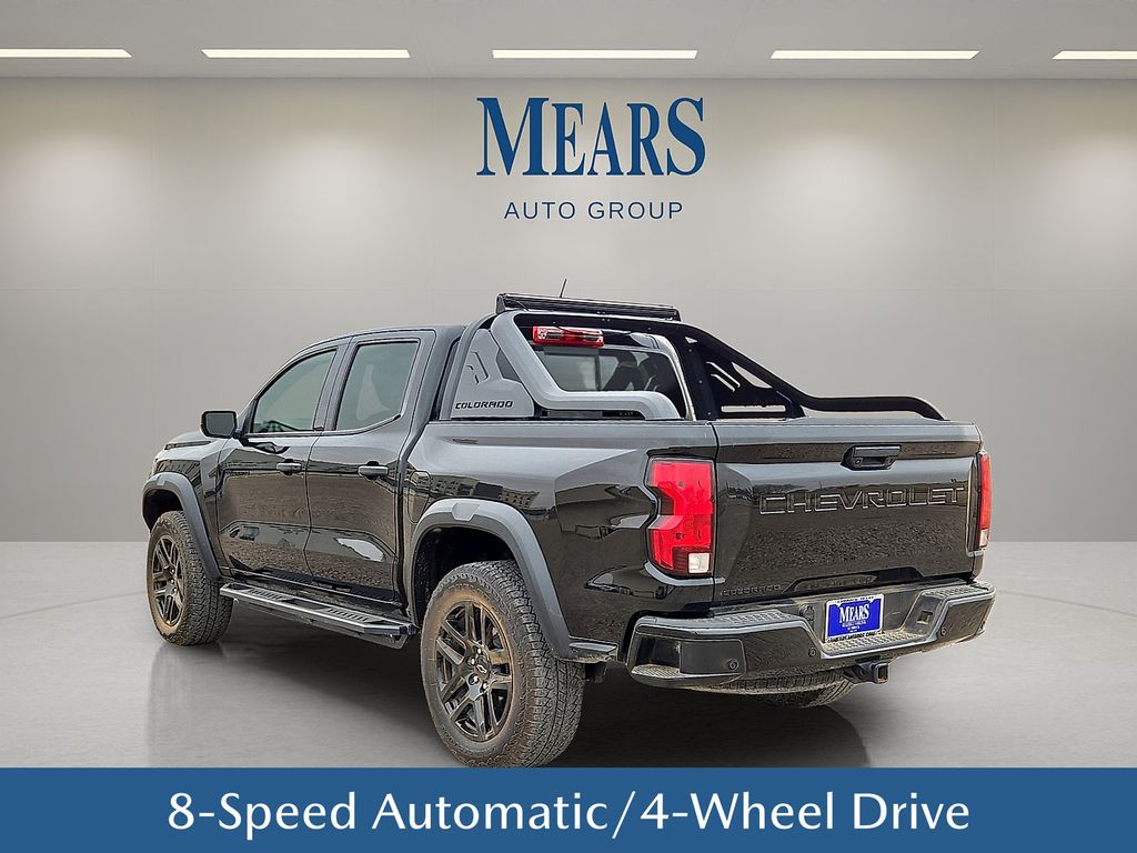 View vehicle photo 4