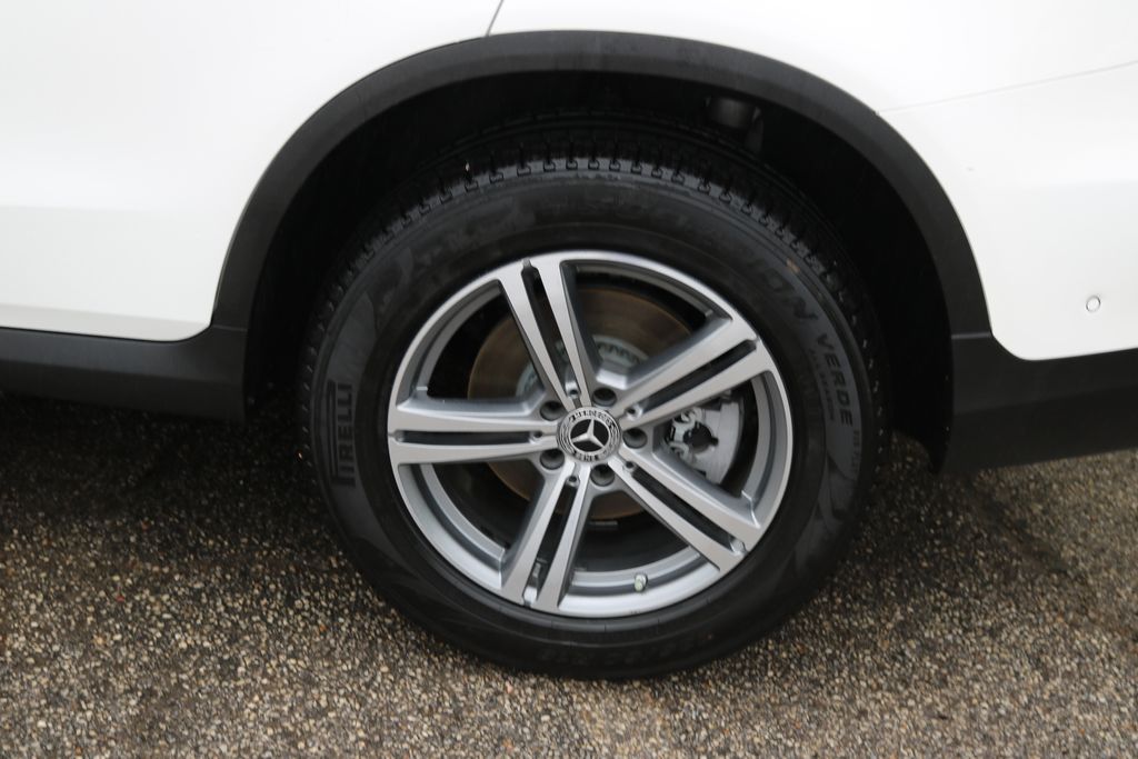 Used Car 2022 Mercedes-benz Glc  Glc 300 For Sale Under $35,000 In Austin, Texas