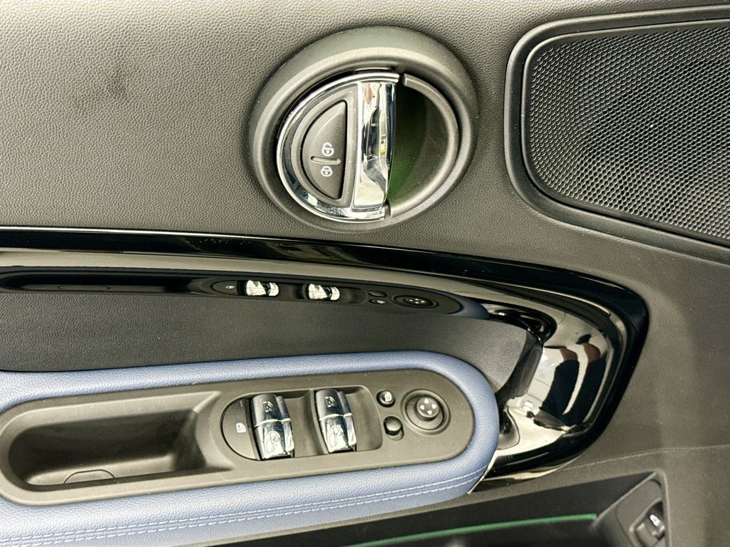 Thumbnail: 2024 MINI Cooper Countryman - 26