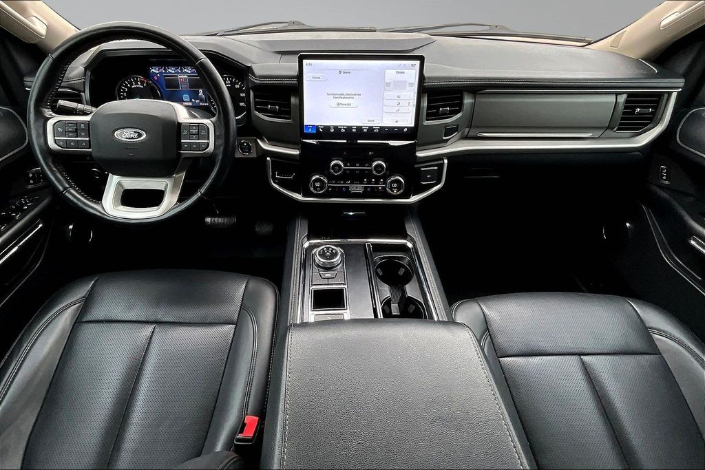 2023 Ford Expedition XLT - 7