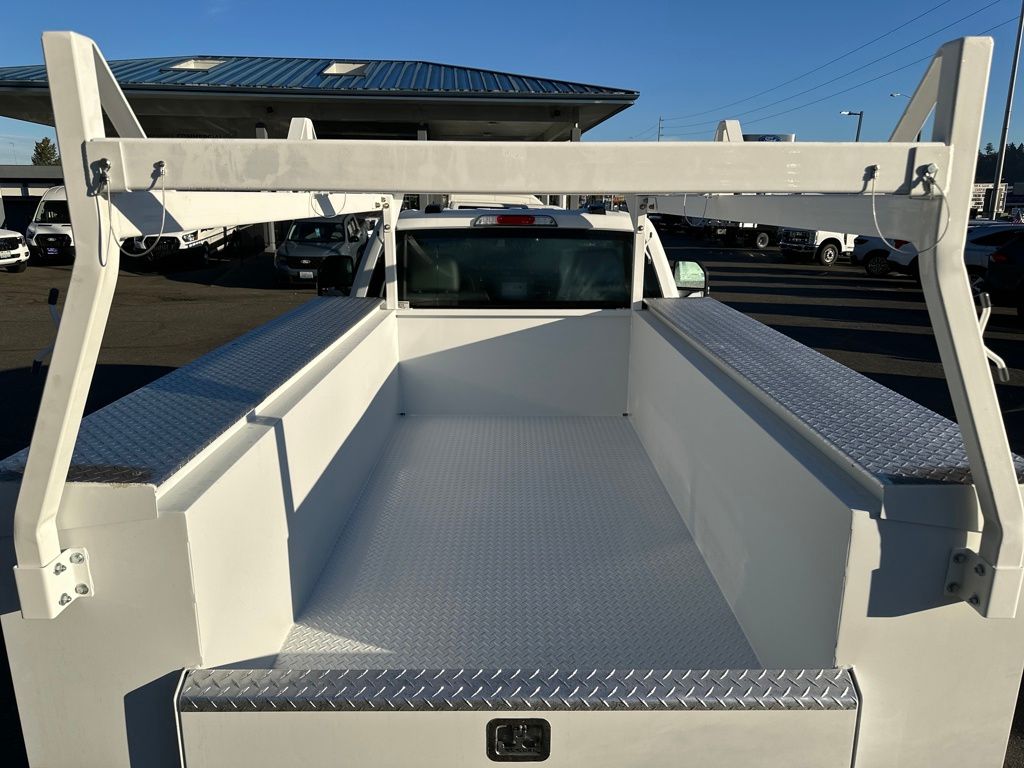 New 2026 Ford Super Duty F-250 Regular Cab 8' Box XL