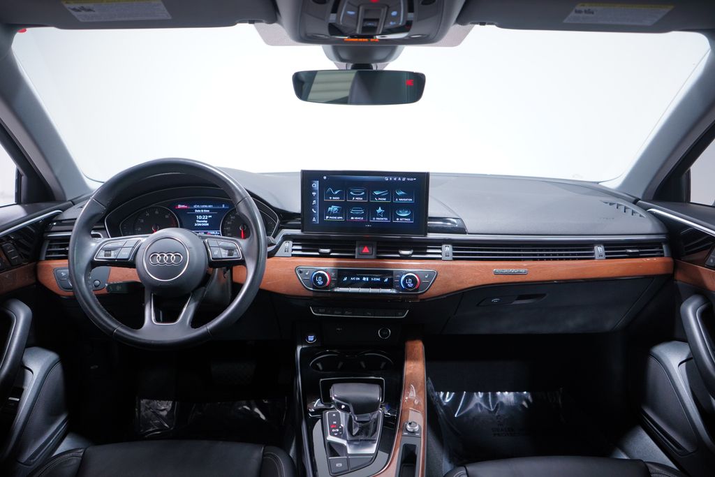 Thumbnail: 2022 Audi A4 - 10