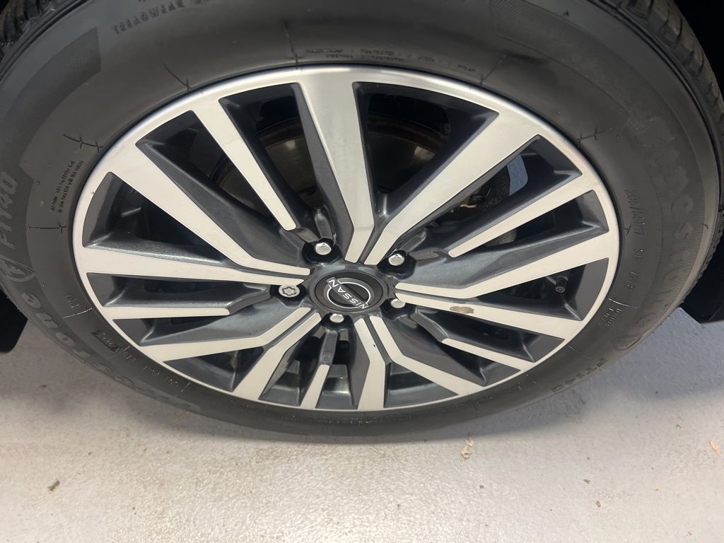 2023 Nissan Kicks SV photo