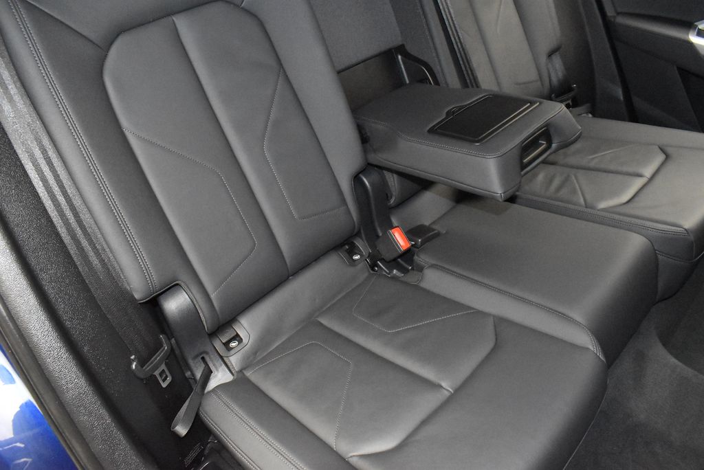 Thumbnail: 2025 Audi Q3 - 29