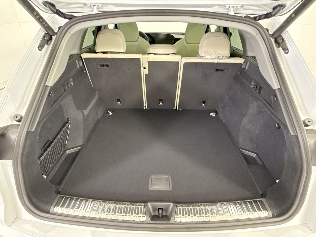 New 2026 White Audi Premium Plus image 28